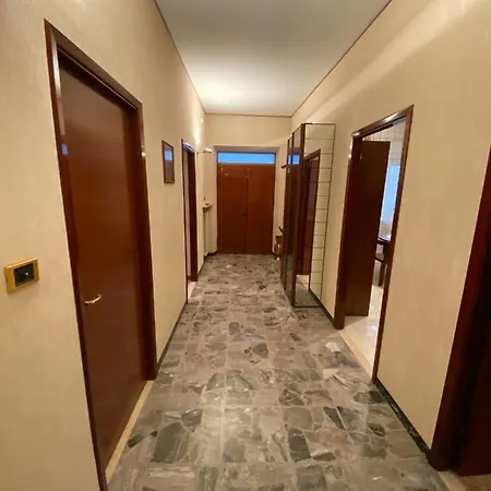 Apartment Accordeon